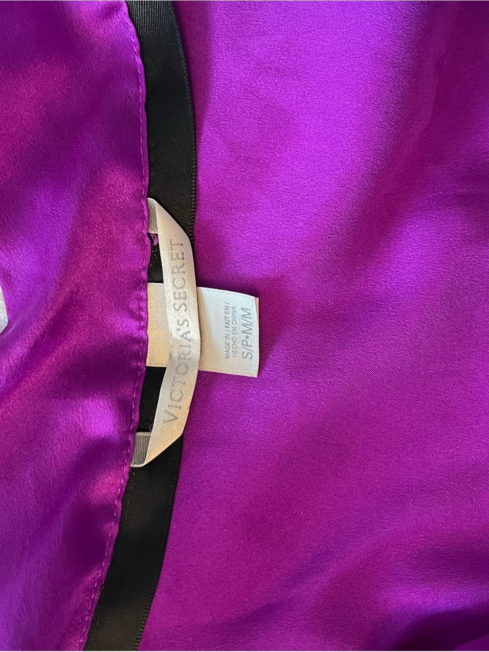 Victoria's Secret Satin Purple Kimono Robe with Tie - Picture 4 of 4